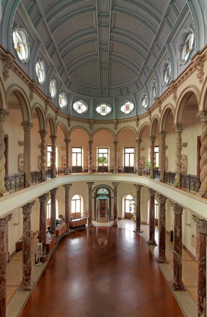 The Ariana museum's central hall © Musée Ariana