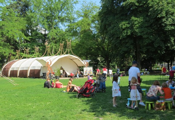 Festival livre et petite enfance - Promenade des Bastions, Geneva © genevafamilydiaries.net