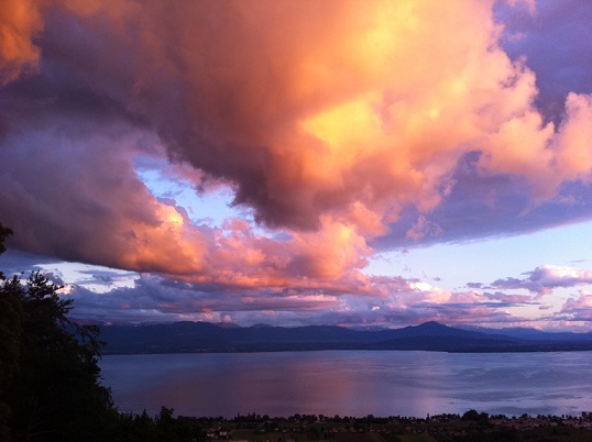 A sunset worth waiting for...Photo © Parc Pré Vert Signal de Bougy