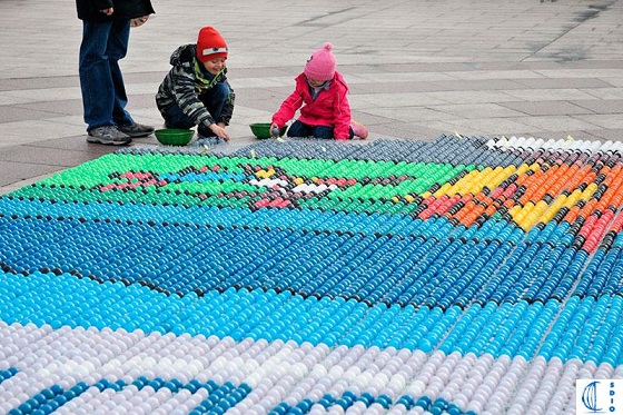 The Easter Eggs mosaic in Ouchy - photo © Isabelle Jeanmaire