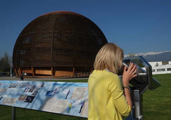 © 2013 CERN - Photograph: Pralavorio, Corinne