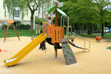 Place de jeux du parc Soubeyran - Servette (Geneva). Photo © Ville de Genève
