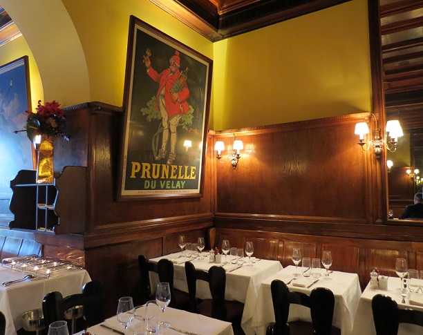 Le 49 Rhône Brasserie, Geneva. Photo © 2015 genevafamilydiaries.net