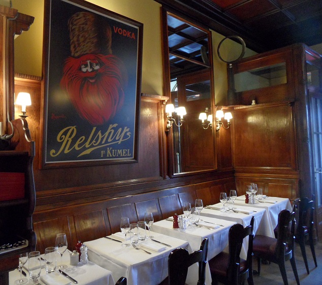 Le 49 Rhône Brasserie, Geneva. Photo © 2015 genevafamilydiaries.net